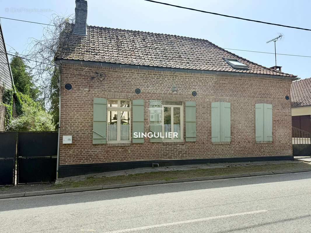 Maison à RAYE-SUR-AUTHIE