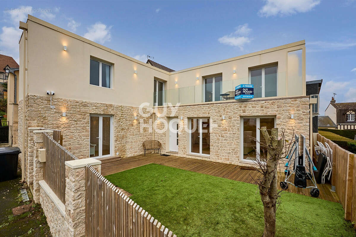 Maison à TROUVILLE-SUR-MER