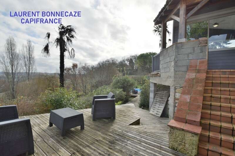 Maison à SAINT-PIERRE-DE-CLAIRAC