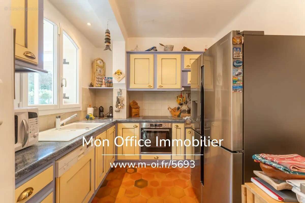 Maison à SAUSSET-LES-PINS