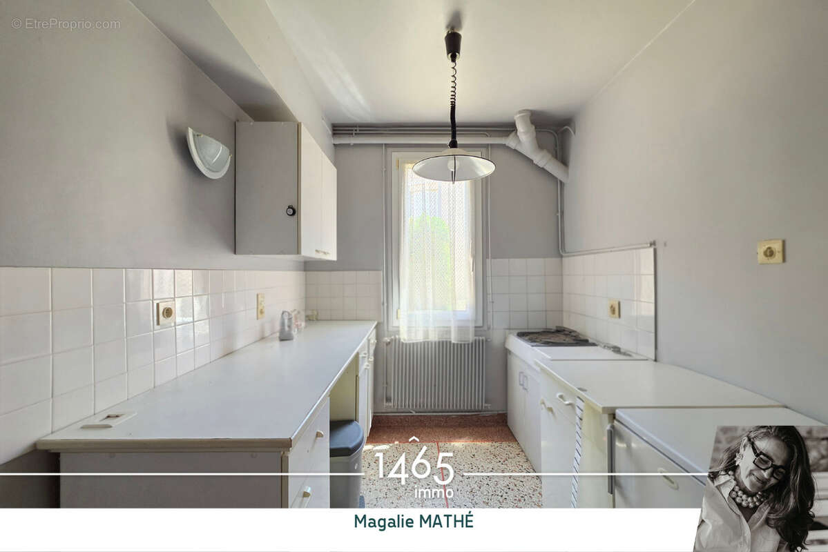 Maison des années 50 divisée en deux lots, en monopropriété, avec jardin, garage - Vallières - photo 11