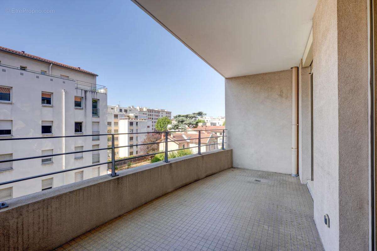 Appartement T3 de 72 m² situé à Lyon 8 Monplaisir - photo 11