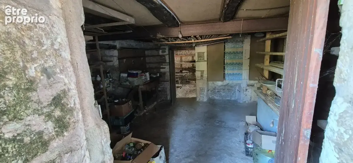 Corps de Ferme de 340 m2, avec plusieurs maisons indépendantes et 200 m2 de dépendances - photo 31