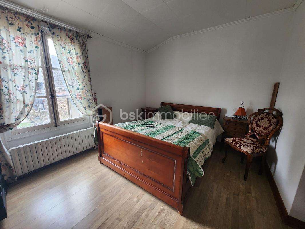 Maison à PONT-SUR-SEINE