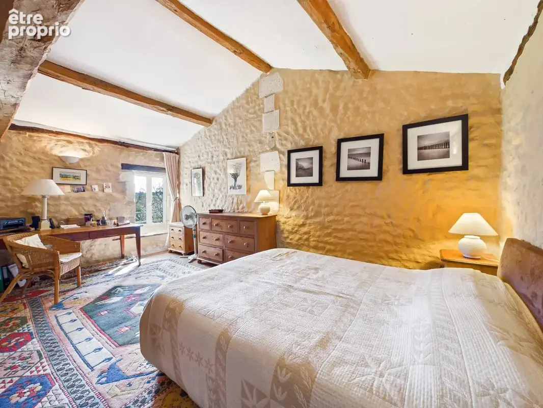 Résidence de campagne isolée avec cinq chambres, une piscine et des belles vues - photo 4