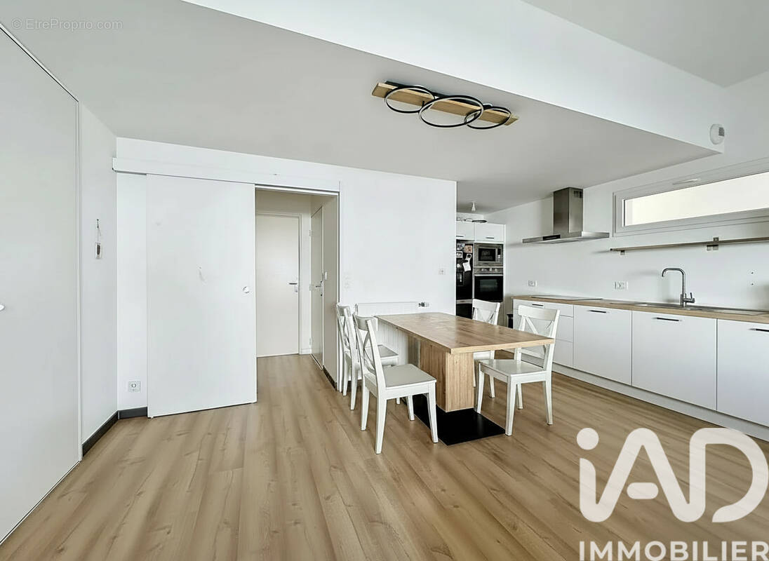 Photo 1 - Appartement à SAINT-JACQUES-DE-LA-LANDE