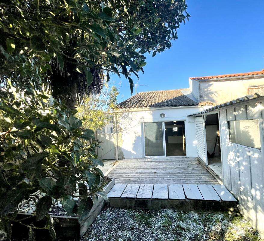 Maison à NUAILLE-D&#039;AUNIS