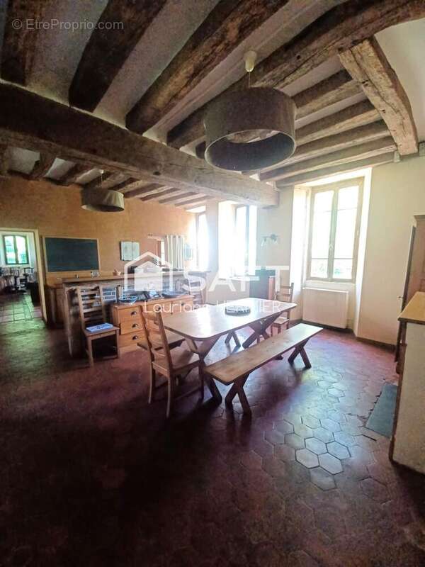 Maison 200 m² à Cerisiers  - photo 8