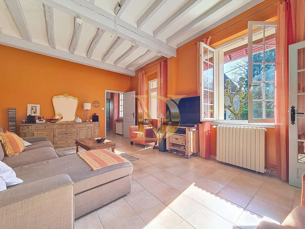 Maison à CIVRAY-DE-TOURAINE