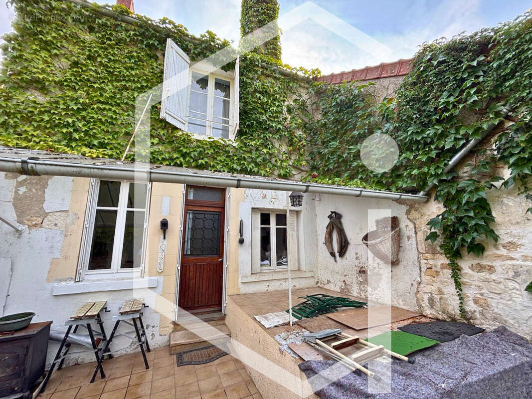 Maison à LA CHARITE-SUR-LOIRE