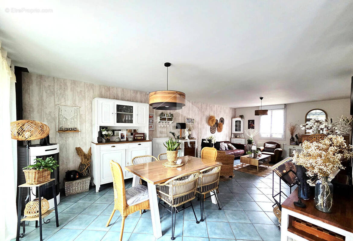 Maison à LOOS-EN-GOHELLE