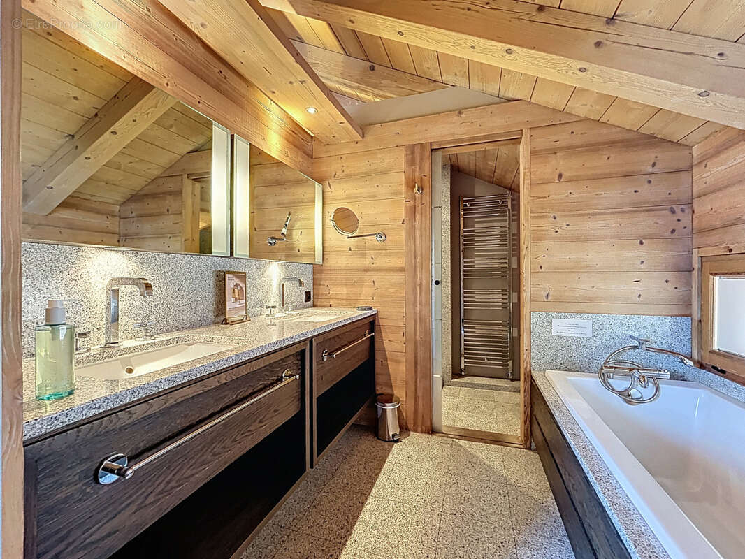 Maison à LES HOUCHES