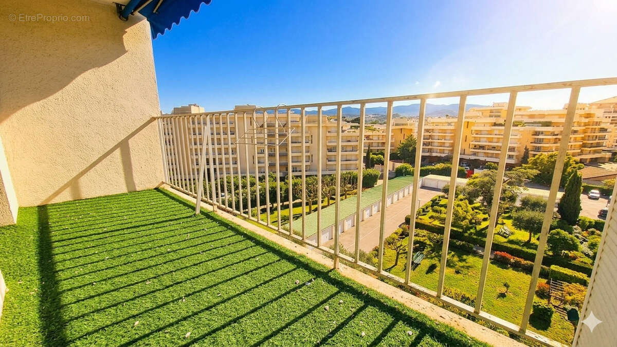 Appartement à FREJUS