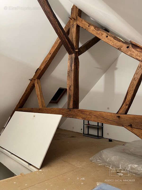Maison à CRUX-LA-VILLE