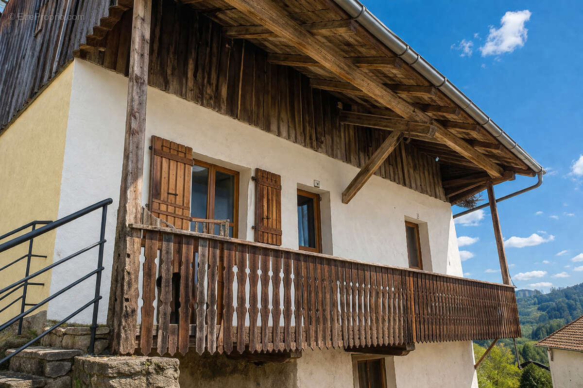 Appartement à ONNION