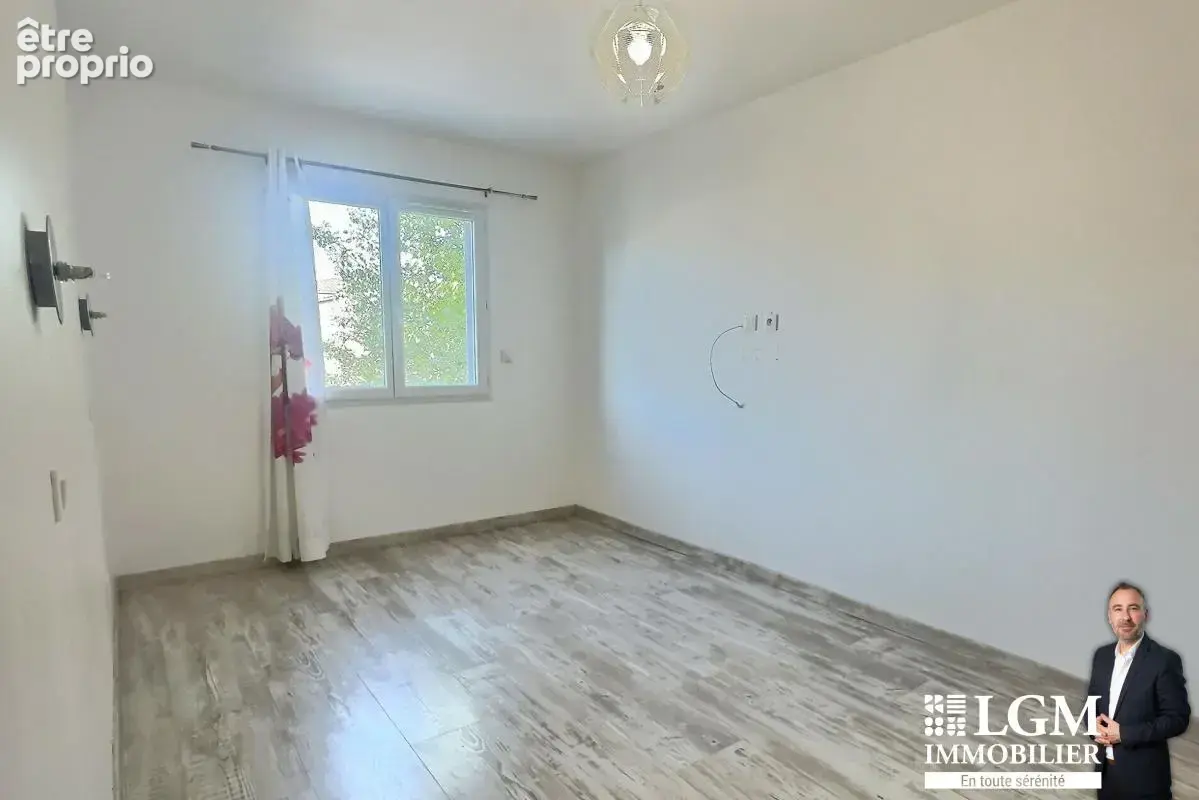 Villa de 94 m2 sur 392 m2 de terrain - photo 7