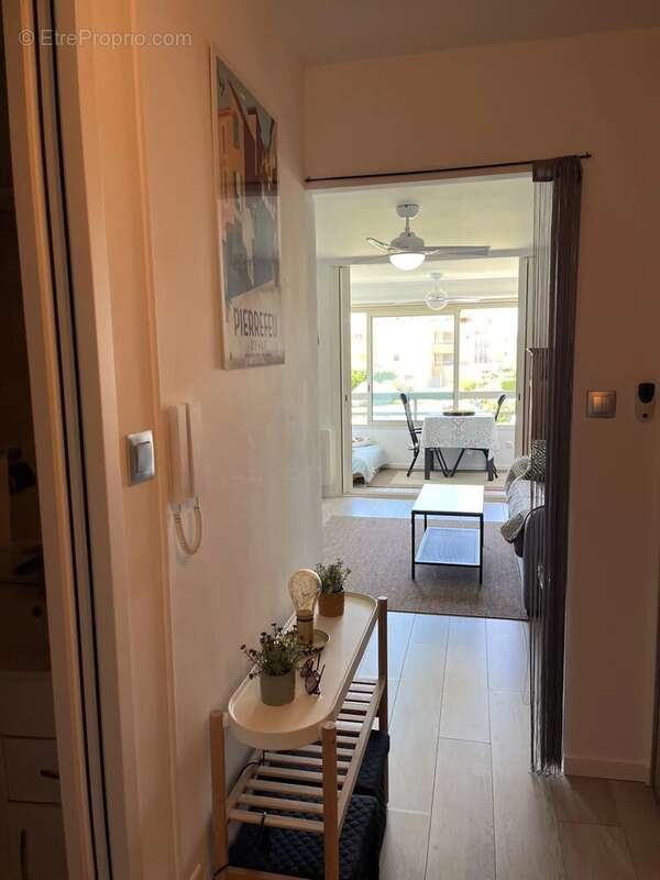 Appartement à LA LONDE-LES-MAURES