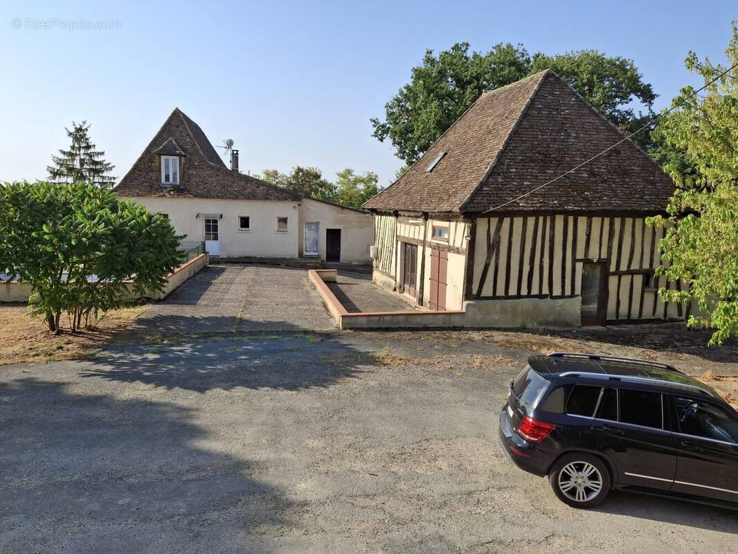 Maison à CASTILLONNES