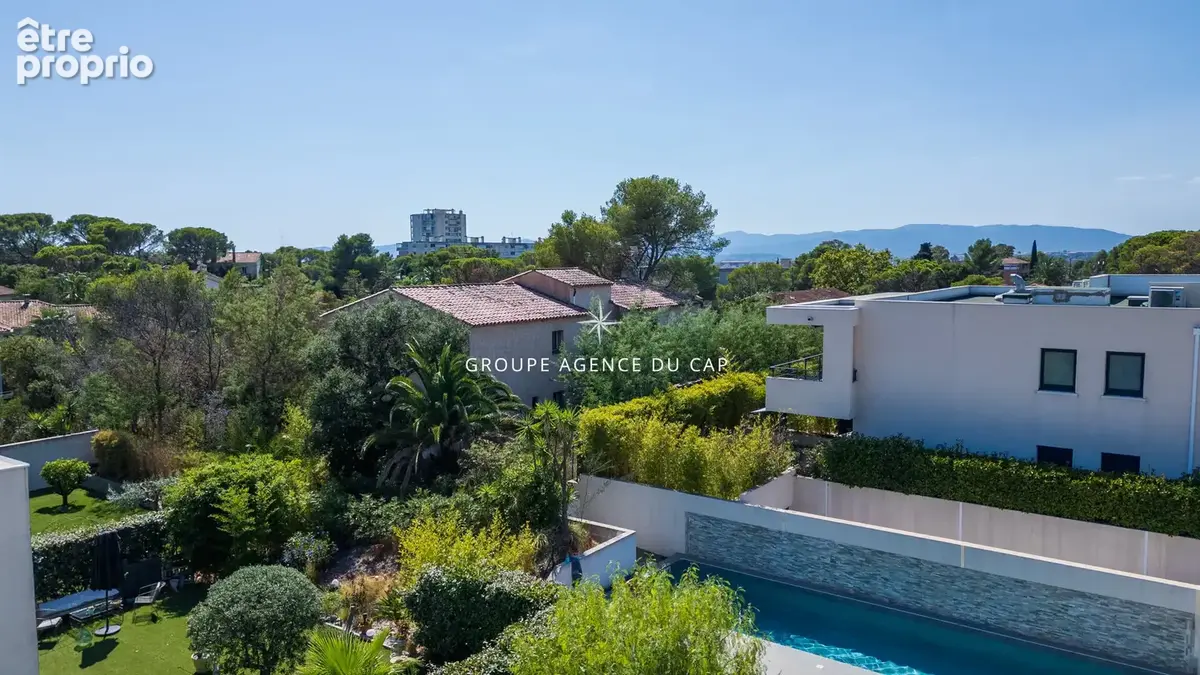 Saint-raphaël bas de valescure appartement dernier étage avec rooftop et piscine - photo 15