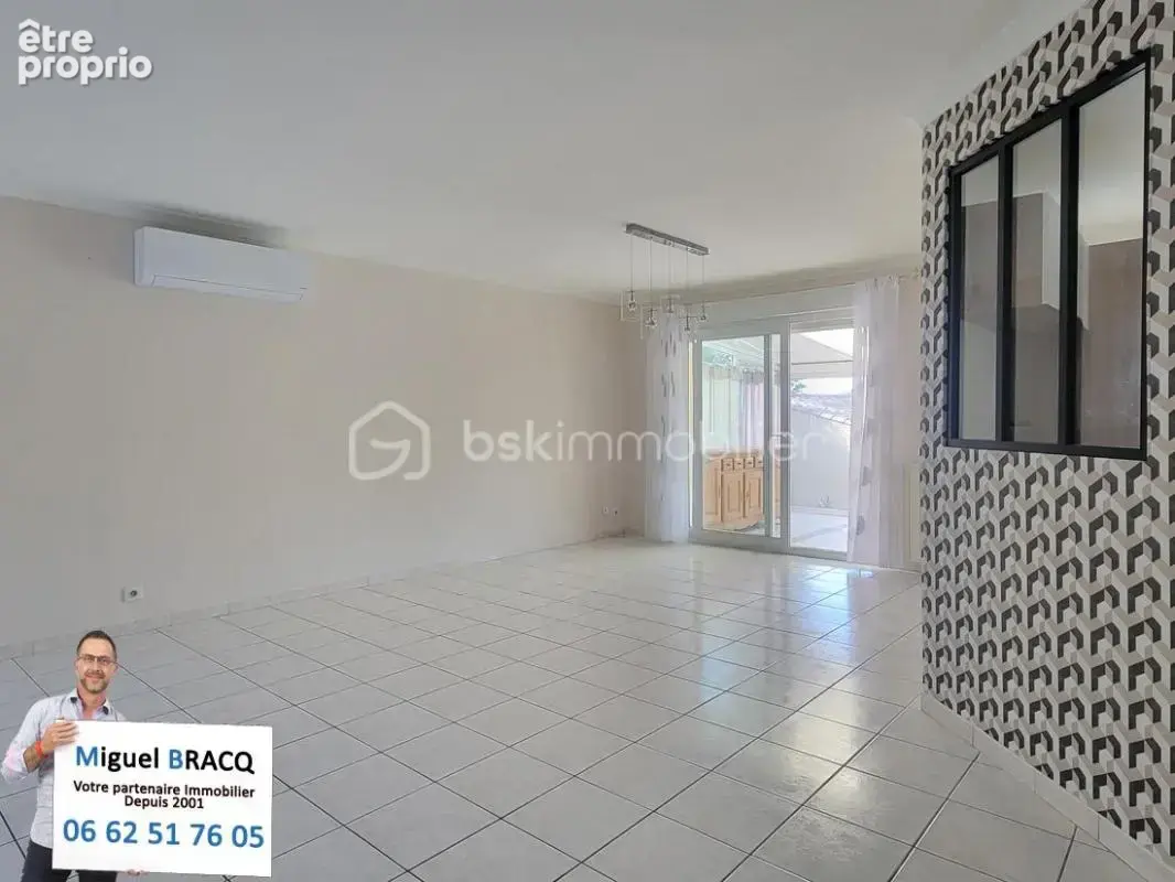 Villa F4 de plain pied en 4 faces sur 780 m² de terrain avec piscine sur Lespignan 34710 - photo 2
