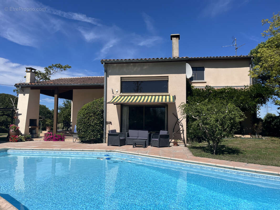 MAISON T5 / 6 avec sous sol total et piscine - photo 3