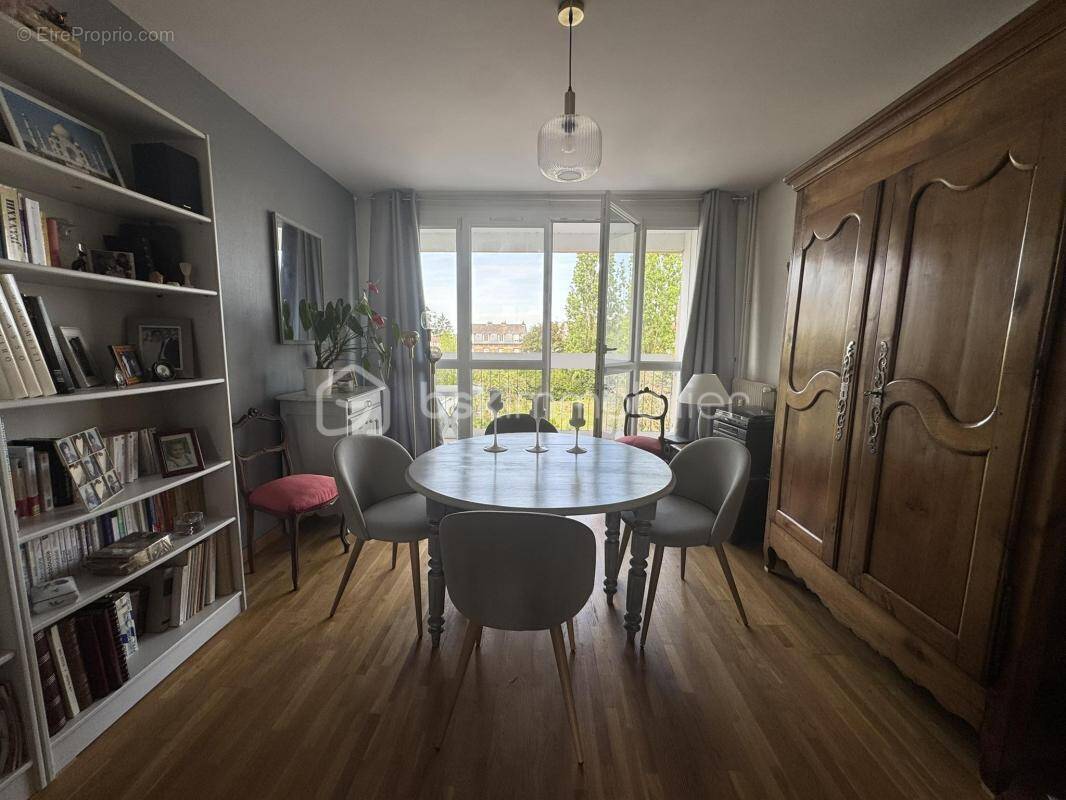 Appartement à COMPIEGNE