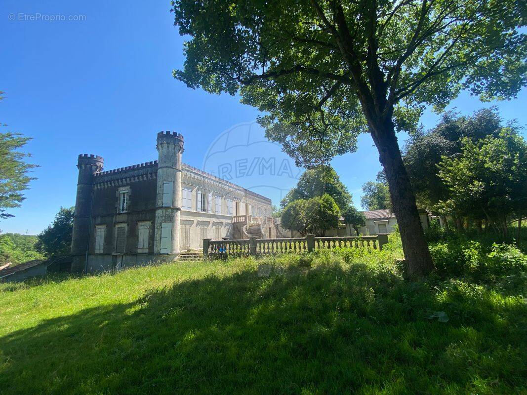 Maison à LA VILLEDIEU