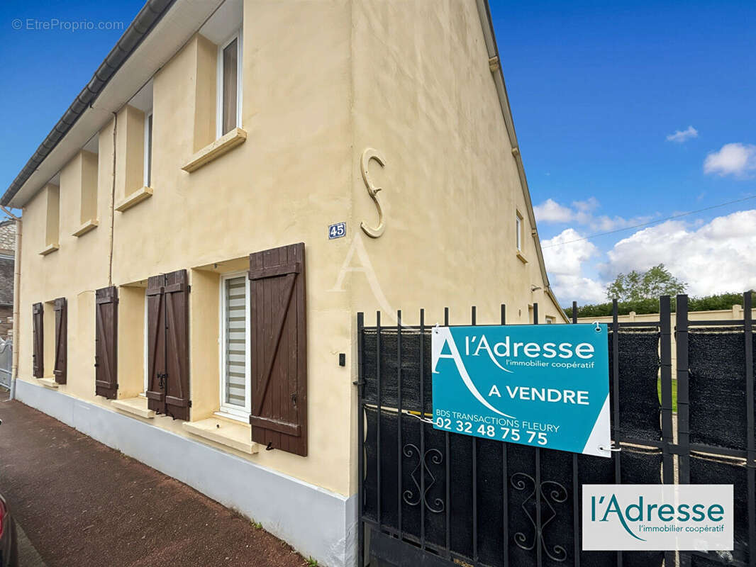 Maison à FLEURY-SUR-ANDELLE