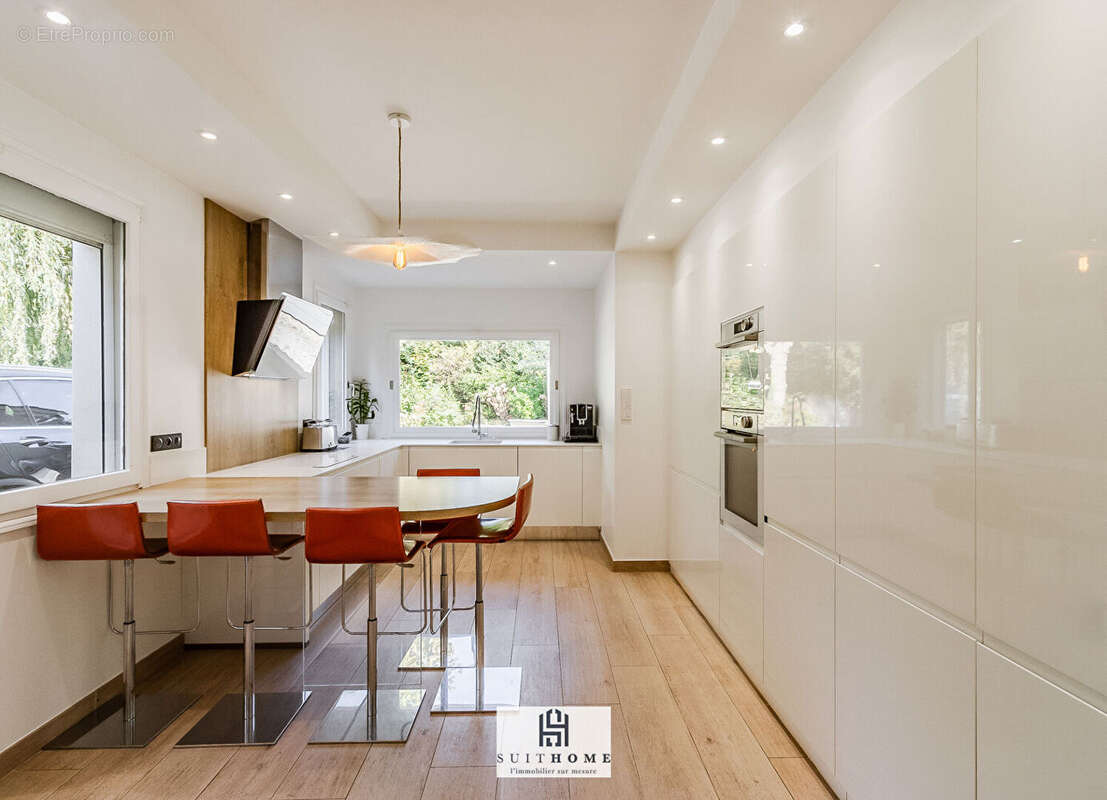 Maison à SAINT-DIDIER-AU-MONT-D'OR