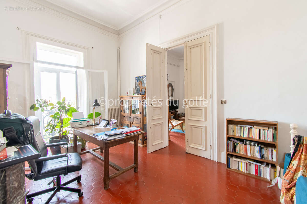 Sète, vue quai, bel appartement de charme 6 pièces, - photo 13