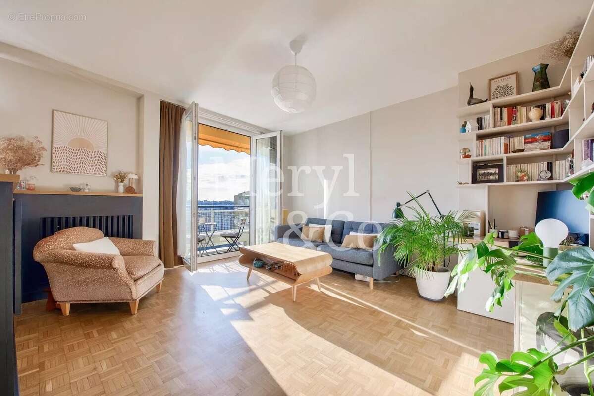 Appartement à PARIS-12E