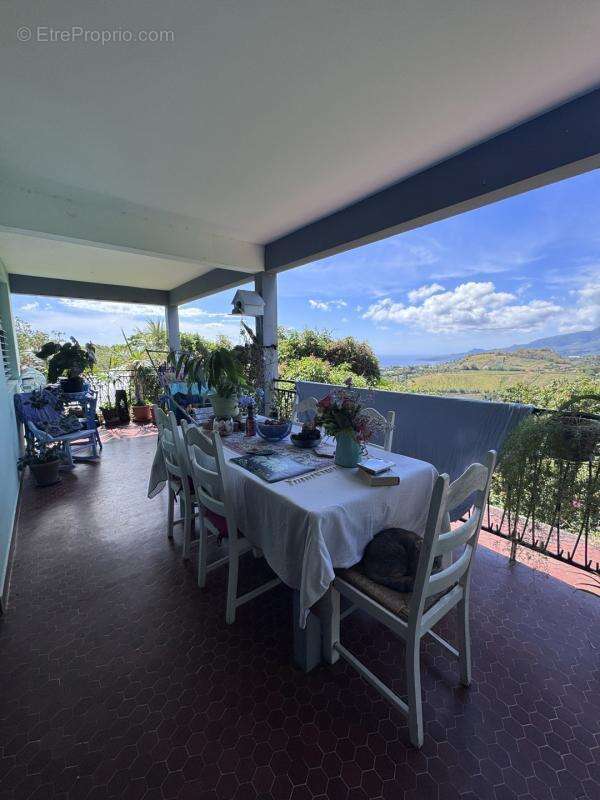A VENDRE / Immeuble de rapport Morne Vert 97226 - photo 3