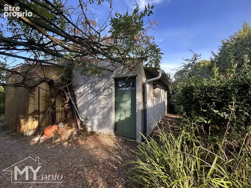 PINEUILH : Maison proche des commodités, jardin arboré, garage et terrasse couverte - photo 23