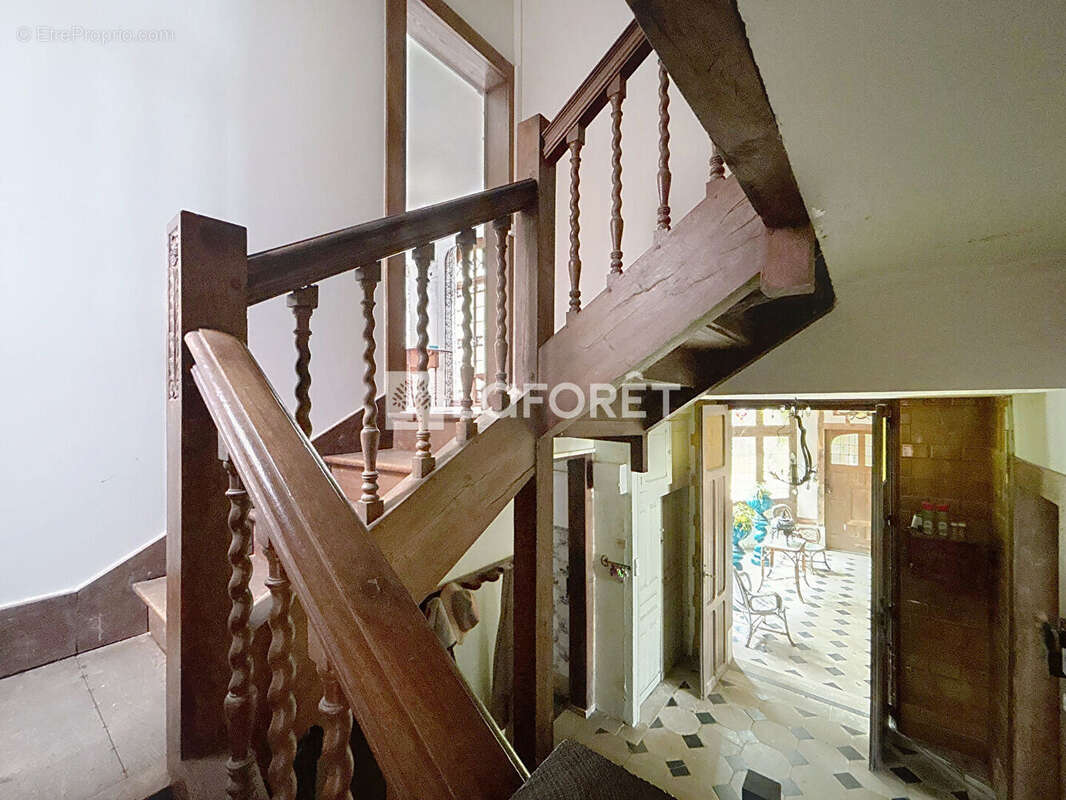 Maison à HAUSSIGNEMONT