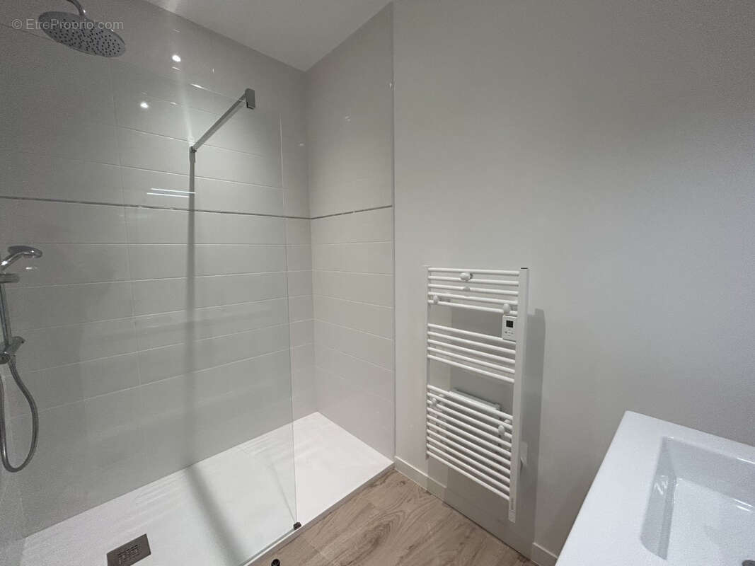 Appartement à SAINT-GEREON