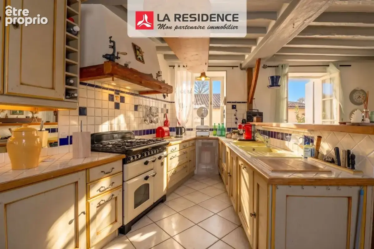 Maison 5 pièces 110 m² à vendre à Breval (78980) - photo 2