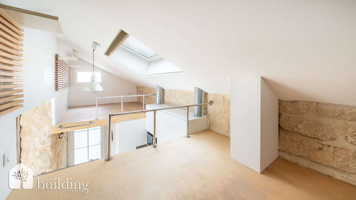 Appartement à PARIS-11E