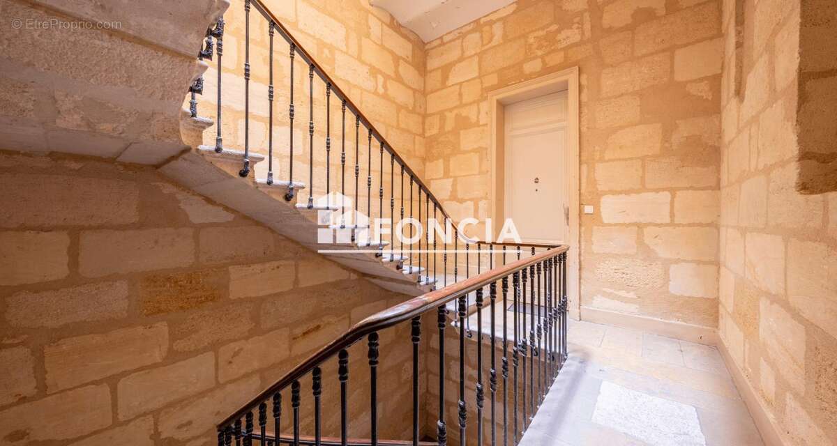 Appartement à BORDEAUX