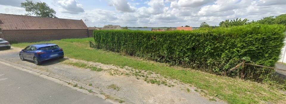 Terrain à FONTAINE-NOTRE-DAME