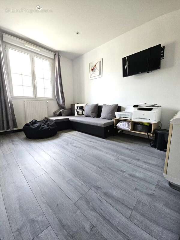 Maison à CHENNEVIERES-SUR-MARNE