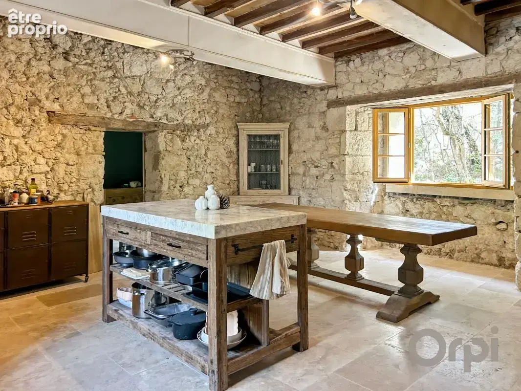 LECTOURE, Maison de caractère avec ses dépendances et 5hectares de terres autour - photo 4