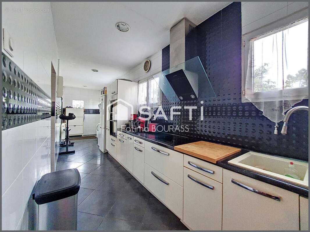 Photo 3 - Maison à BOBIGNY
