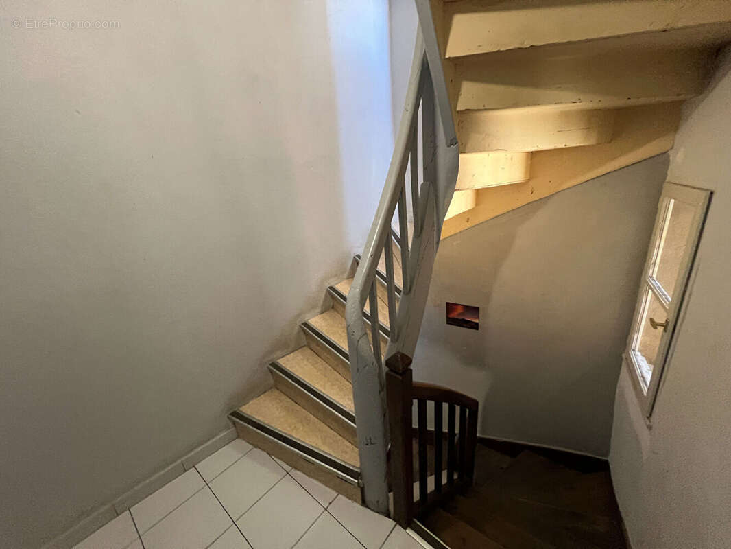 Immeuble centre Caussade - photo 4