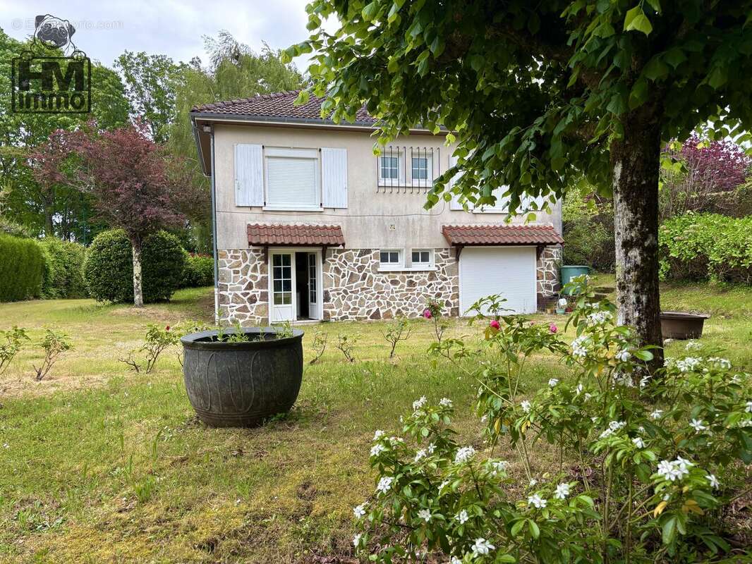 n°2 - Maison à COGNAC-LA-FORET