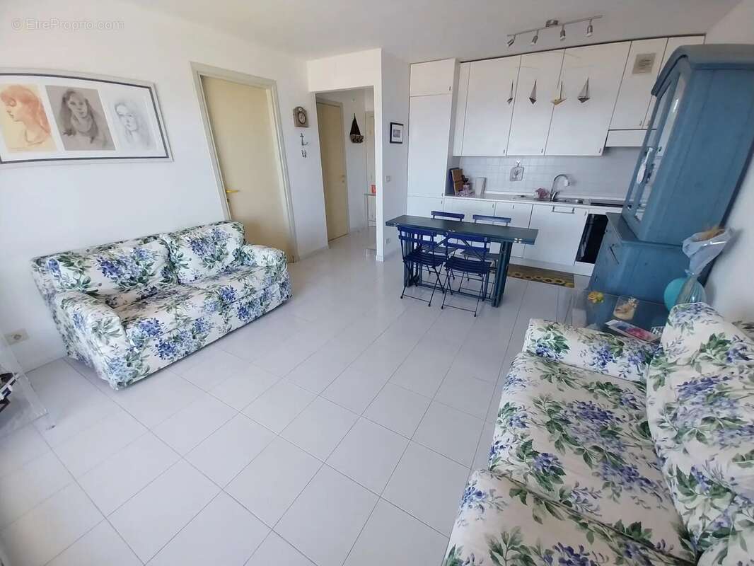 Appartement à ROQUEBRUNE-CAP-MARTIN