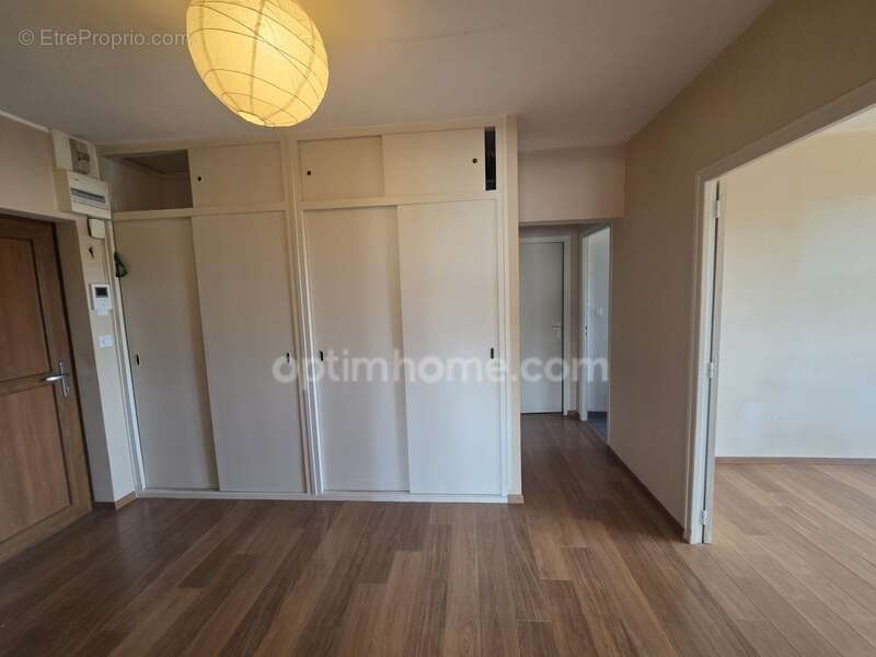 Appartement à BELLEVILLE-SUR-MEUSE