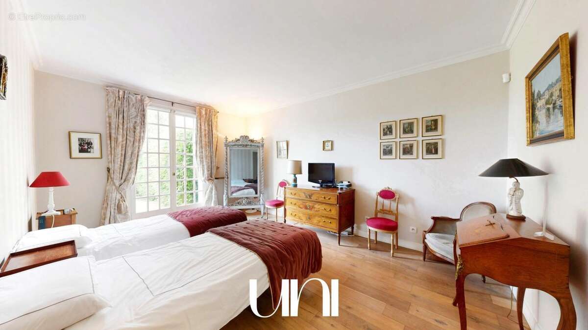 Maison à BRETTEVILLE-SUR-ODON