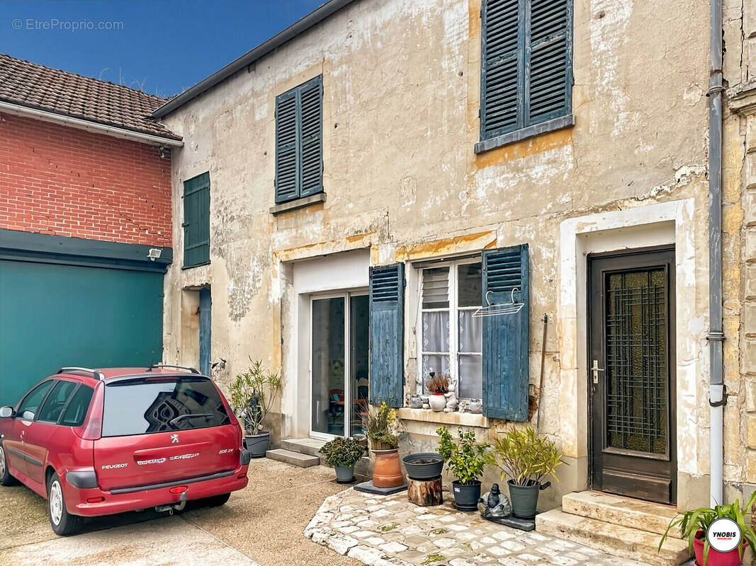 Appartement à CRESPIERES