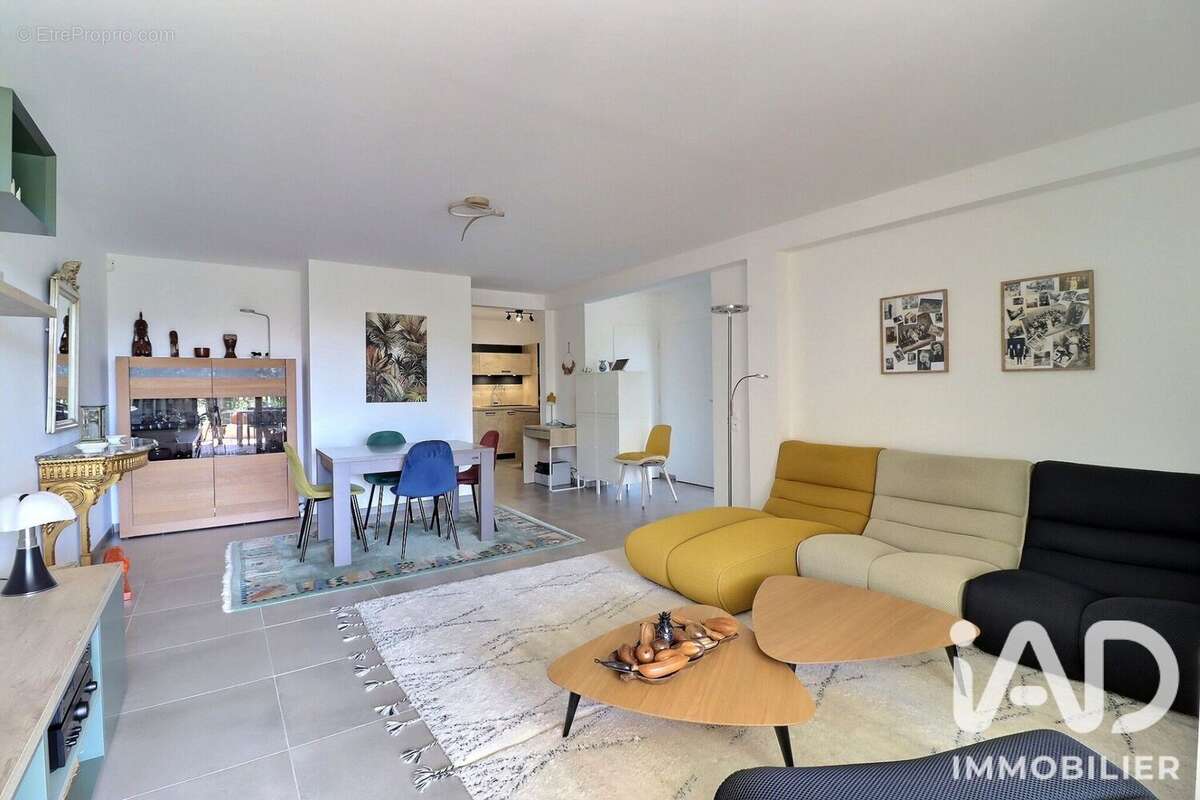 Appartement 65 m² à Bormes-Les-Mimosas  - photo 2