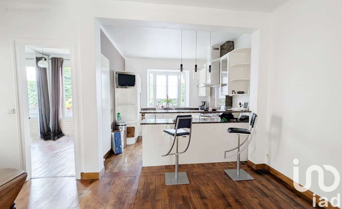 Photo 4 - Maison à SAVIGNY-SUR-ORGE